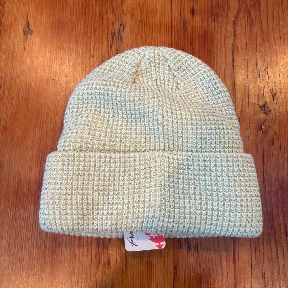 Free People Let's Race Fleece Lined Yarn Beanie Dandelion new NWT one size hat